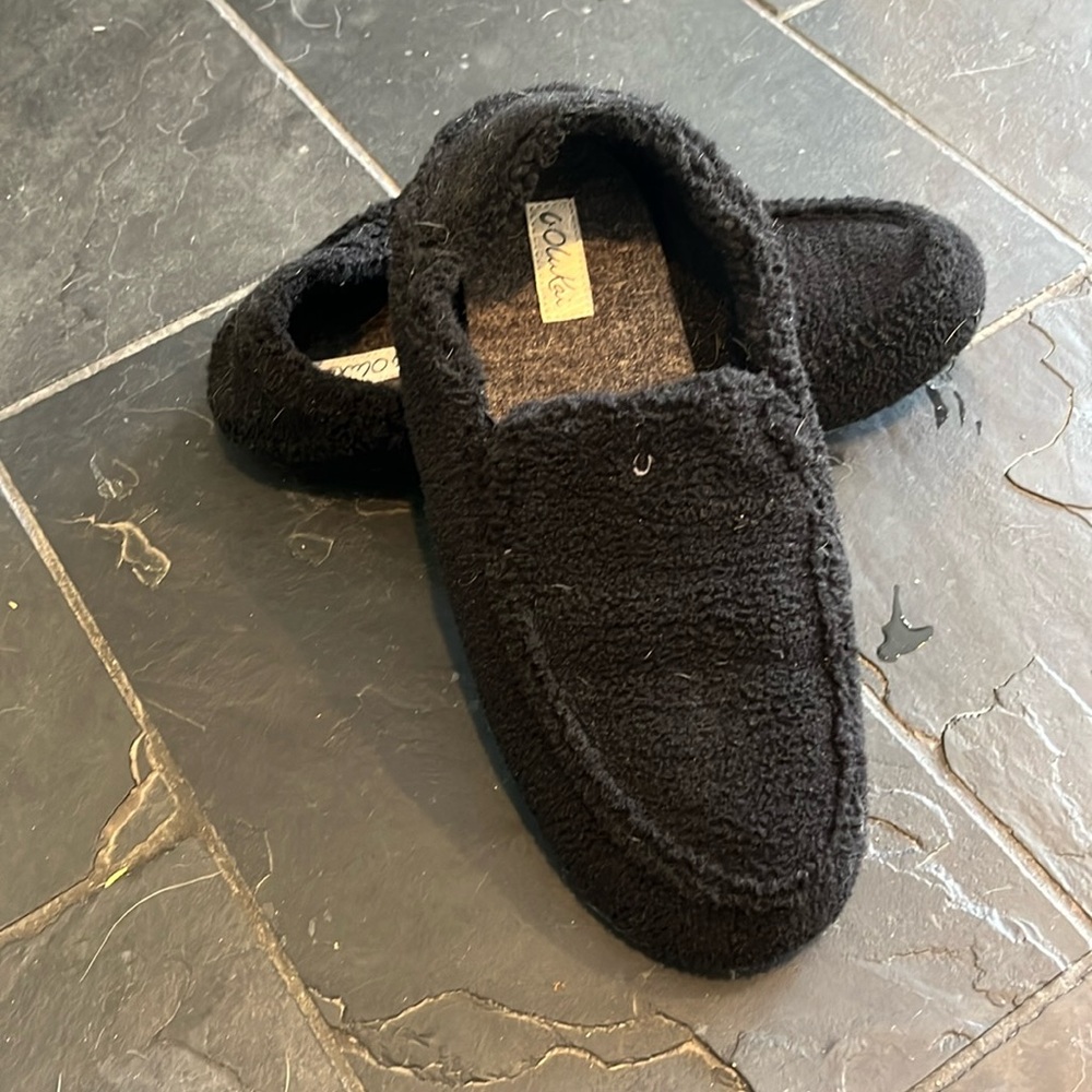 Olukai Sherpa Slippers